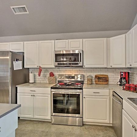 Modern Retreat With Gas Grill - Walk To Lake Texoma! Kingston Luaran gambar