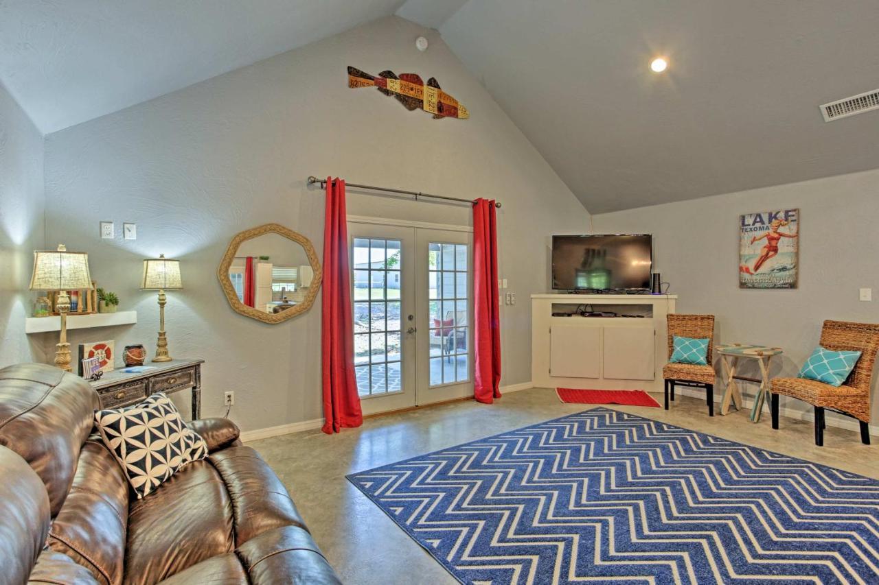 Modern Retreat With Gas Grill - Walk To Lake Texoma! Kingston Luaran gambar
