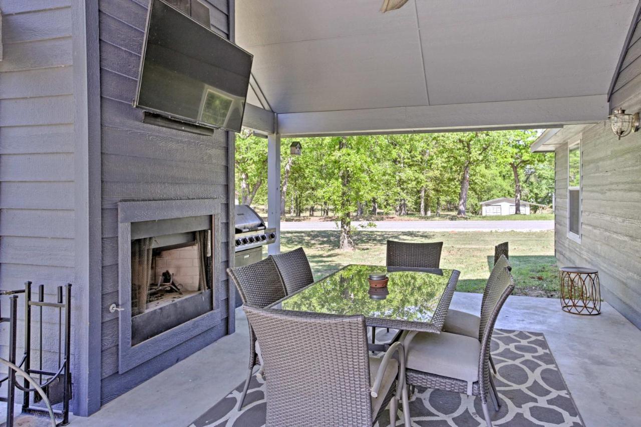 Modern Retreat With Gas Grill - Walk To Lake Texoma! Kingston Luaran gambar