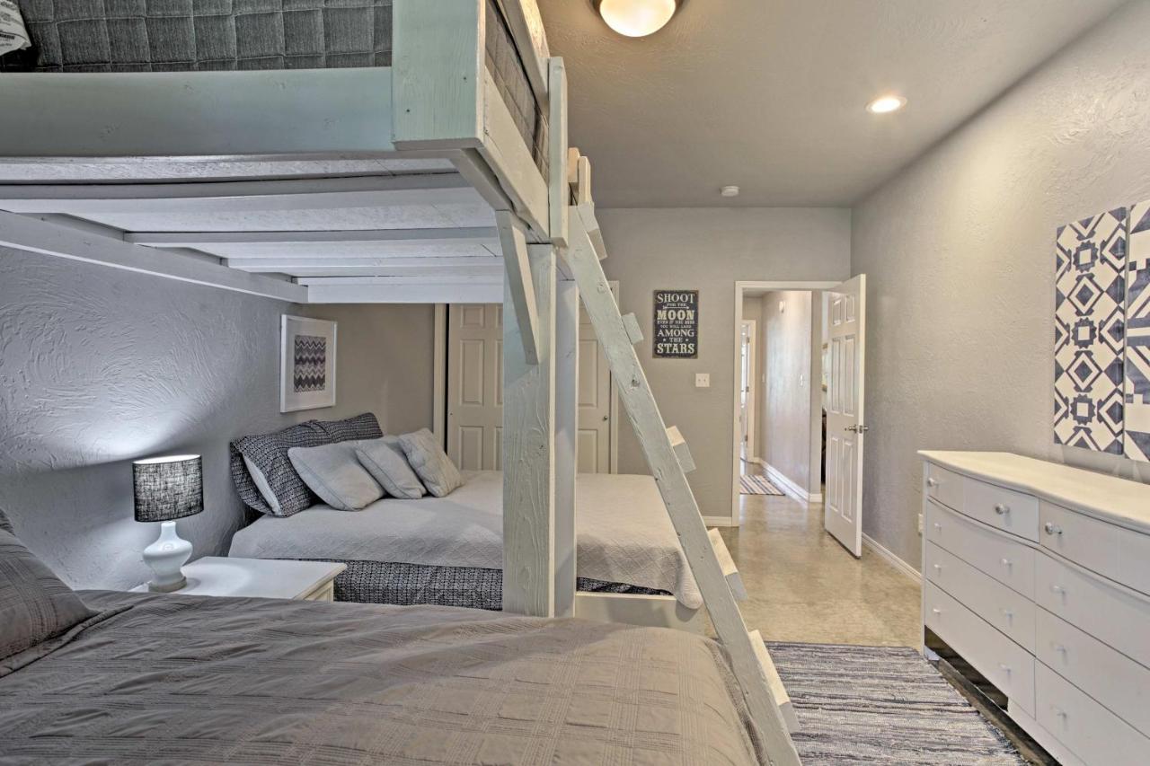 Modern Retreat With Gas Grill - Walk To Lake Texoma! Kingston Luaran gambar