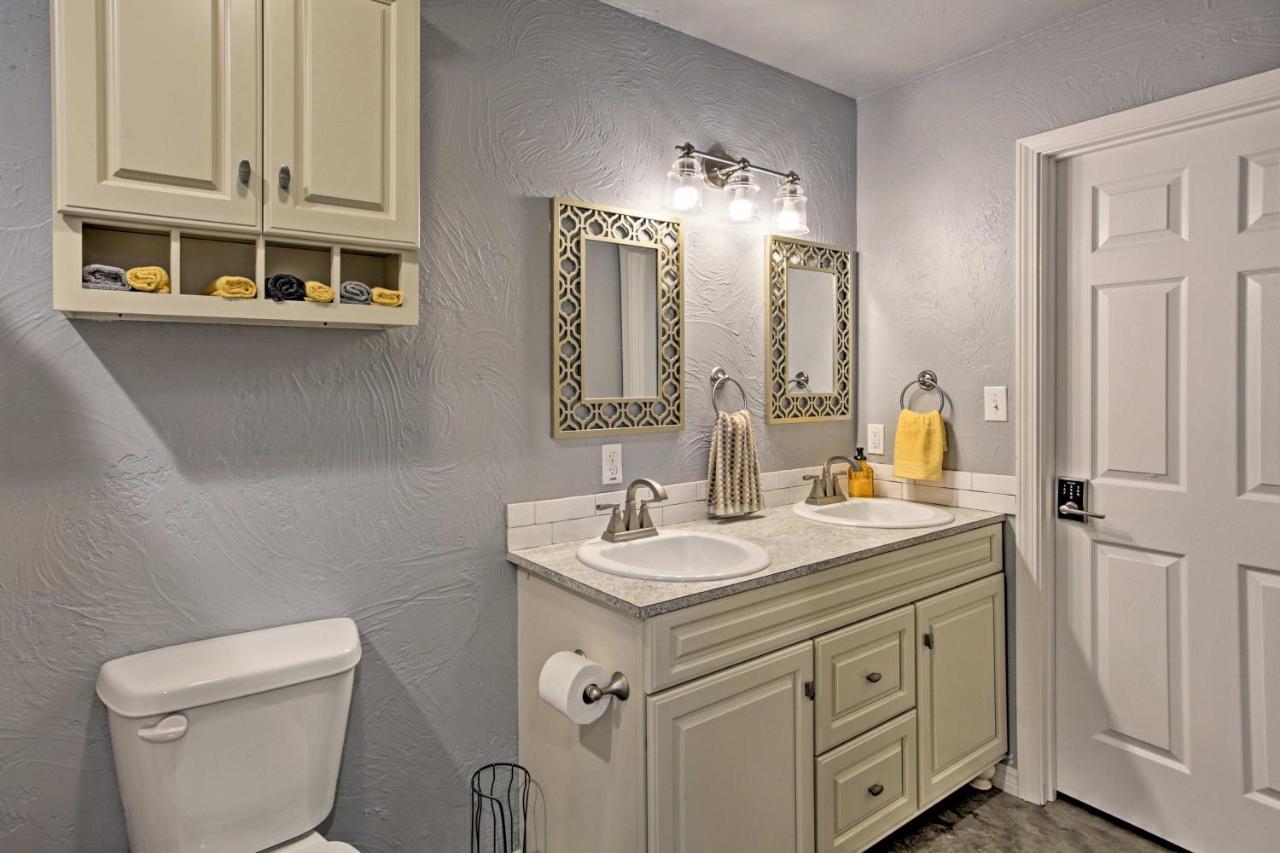 Modern Retreat With Gas Grill - Walk To Lake Texoma! Kingston Luaran gambar